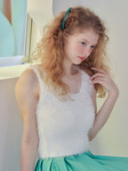Back open shaggy knit tank top ホワイト size:M model:173cm Olesia