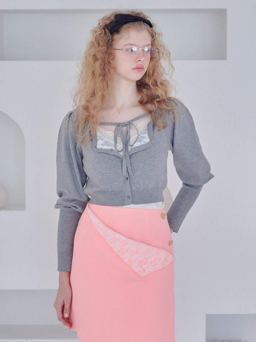 Lace lined cardigan グレー size:M model:173cm Olesia