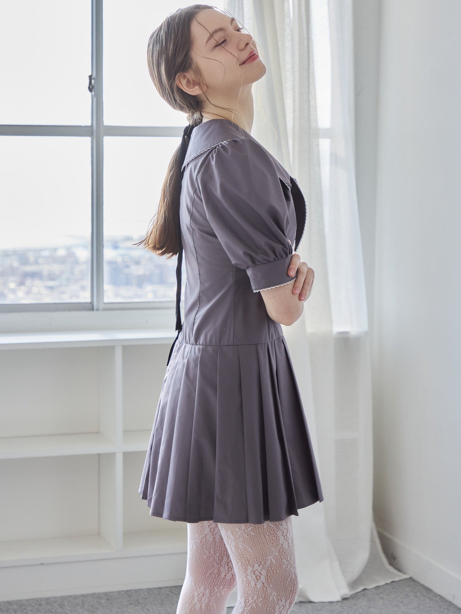 Low waist pleated mini dress グレー size:M model:171cm ANIUTA