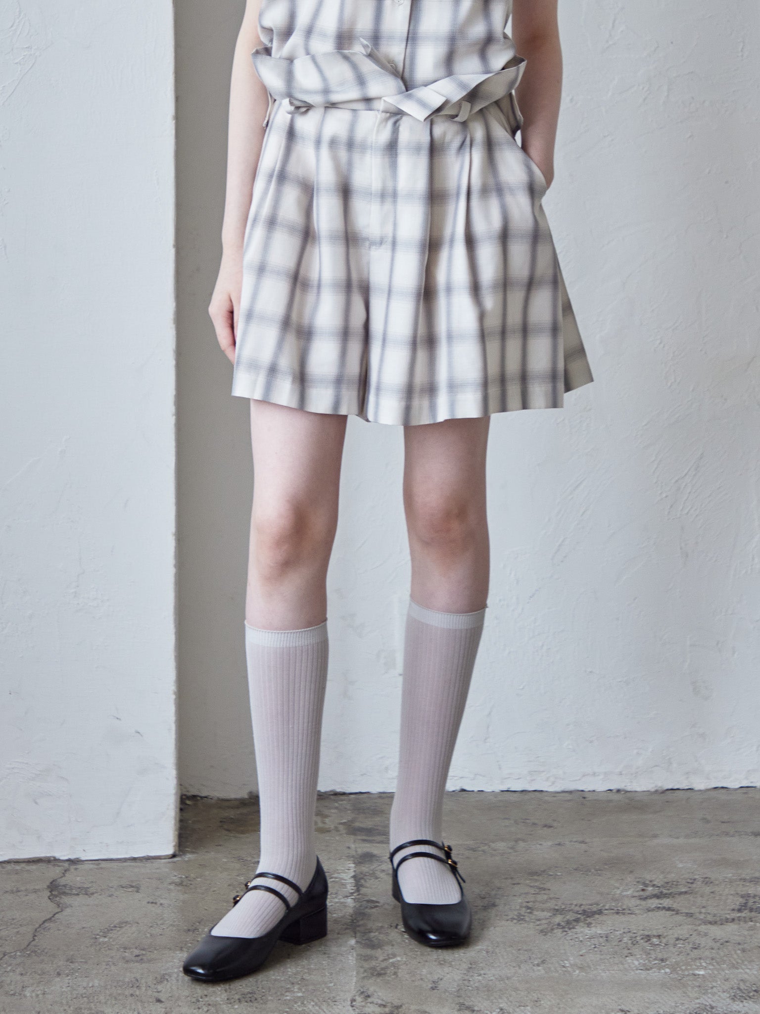 High waist volume short pants グレー size:M model:170cm ALICE