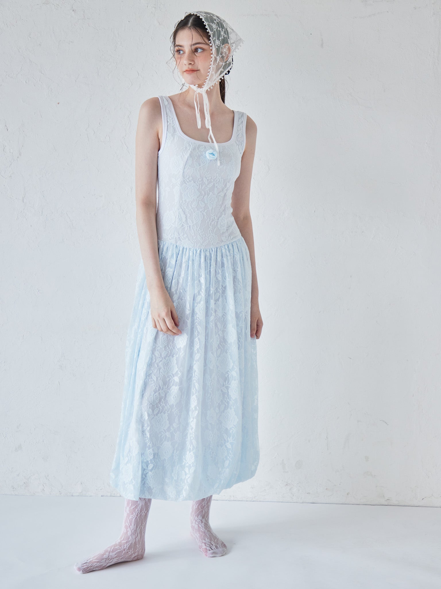 Low switching rose lace dress サックス size:M model:170cm ALICE