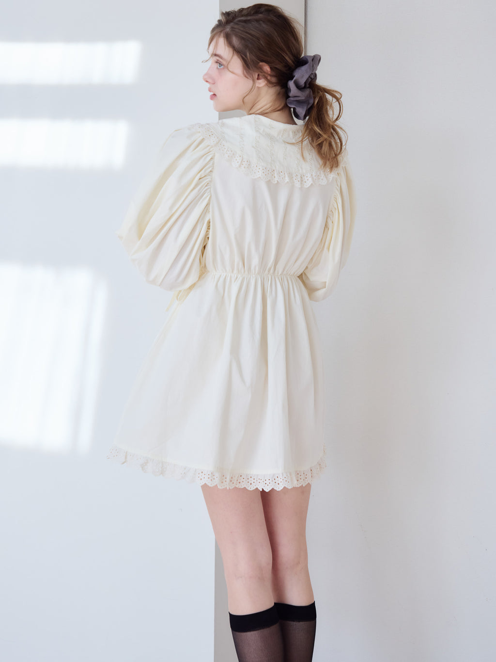 French letter collar wrap mini dress クリーム size:M model:174cm KATERYNA