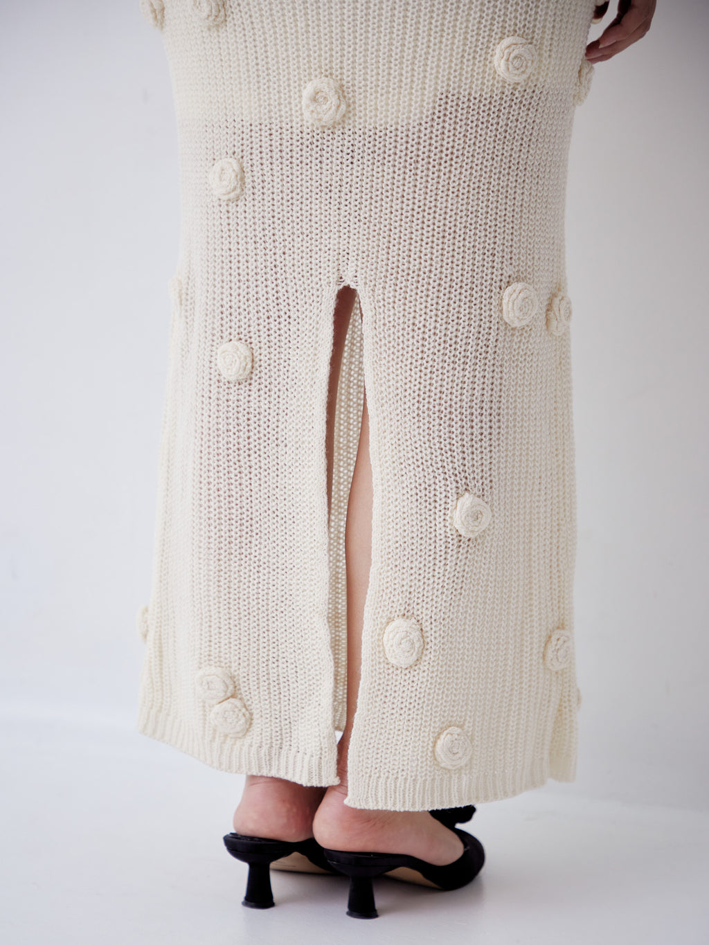 Rose knit hoodie dress ホワイト size:M model:161cm 富樫かなえ