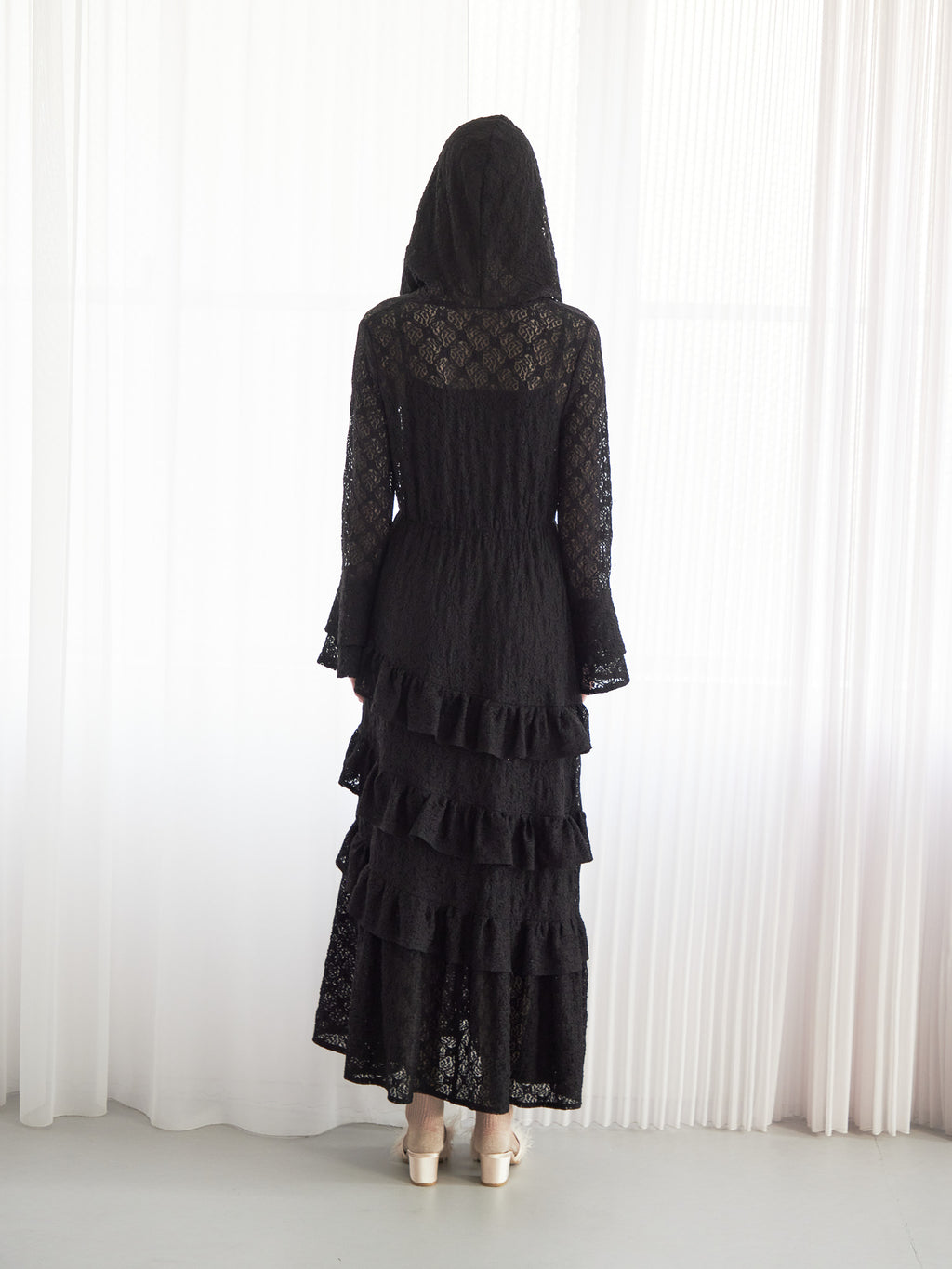 Hoodie race dress ブラック size:M model:174cm LERA