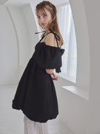 Back ribbon embossed volume mini dress ブラック size:M model:175cm MARTA