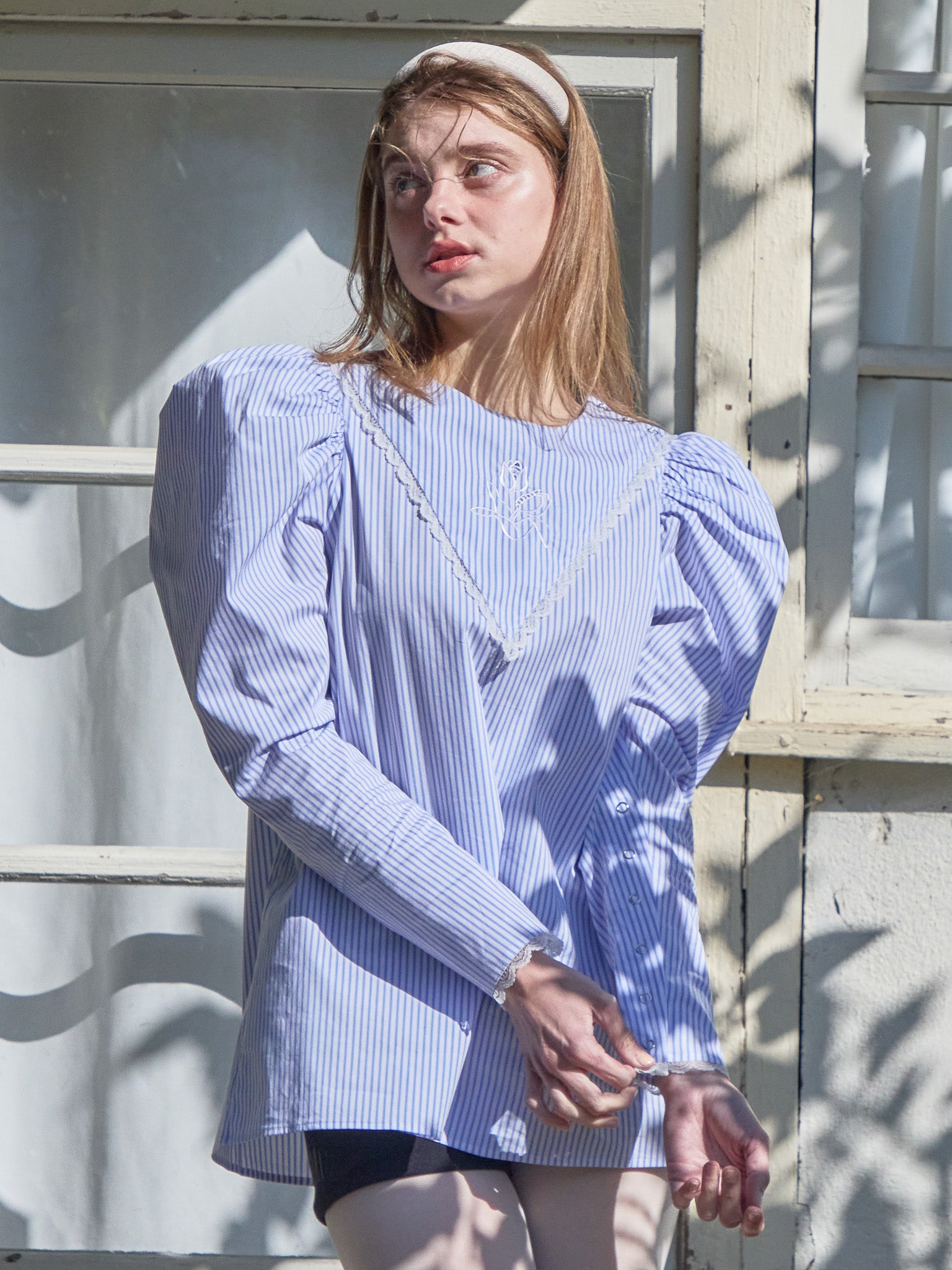 Tulip embroidered volume sleeve blouse ストライプ size:M model:174cm KATERYNA