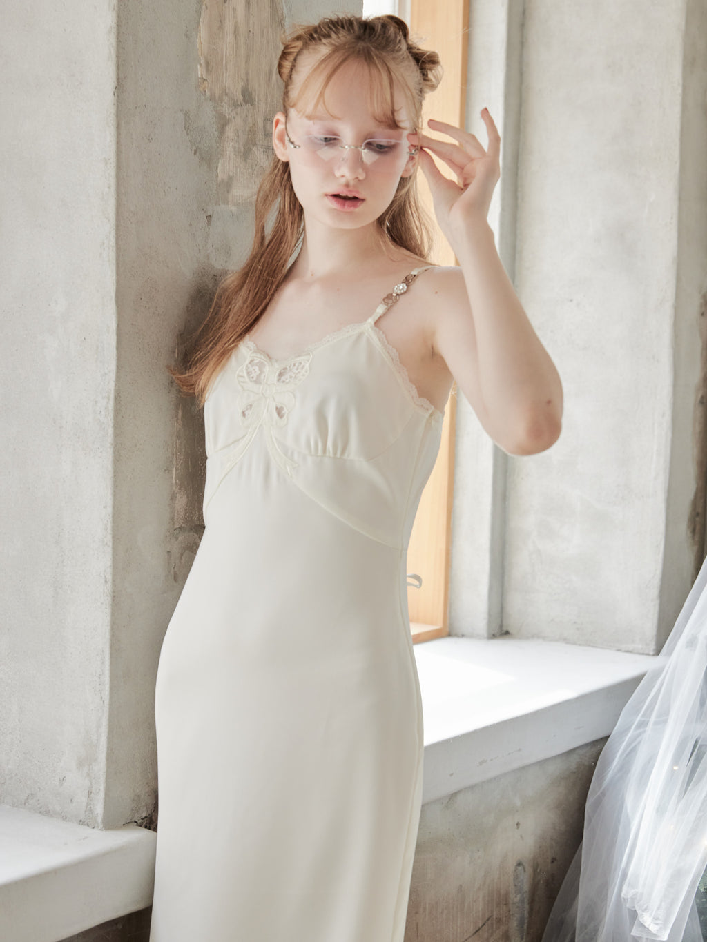 Ribbon embroidered satin cami dress アイボリー size:M model:173cm DASHA.G
