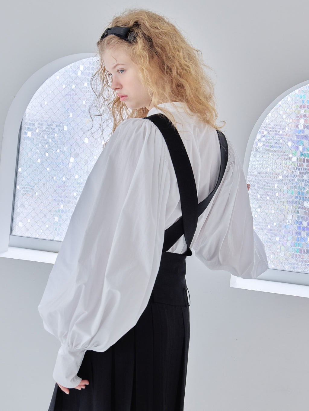 Many ribbon volume sleeve blouse ホワイト size:M model:173cm Olesia