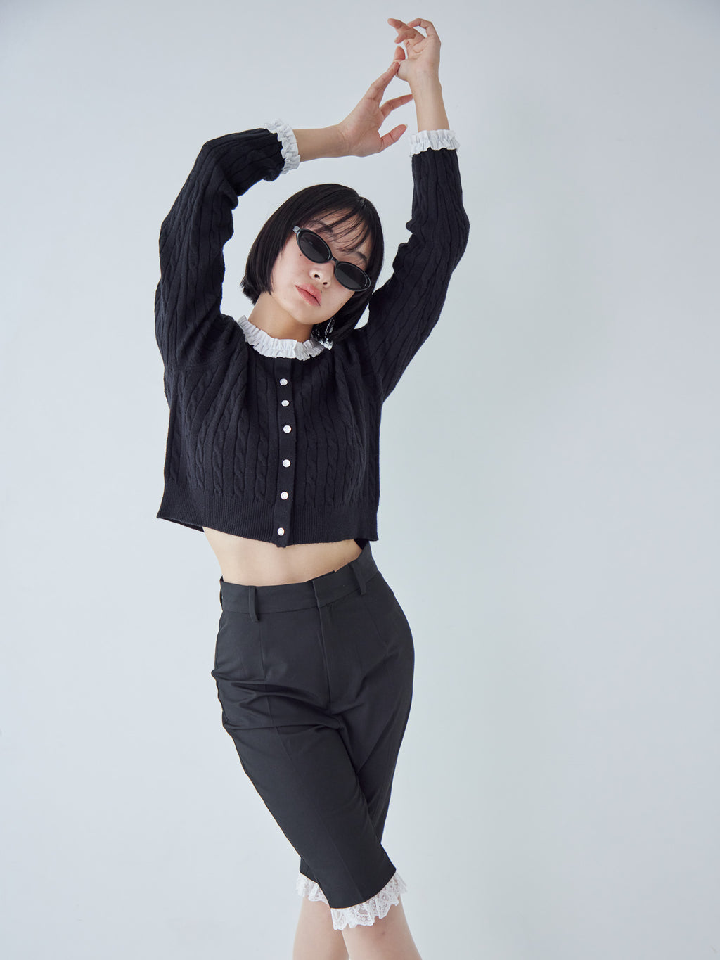 Frilly cable knit cardigan ブラック size:M model:161cm 富樫かなえ