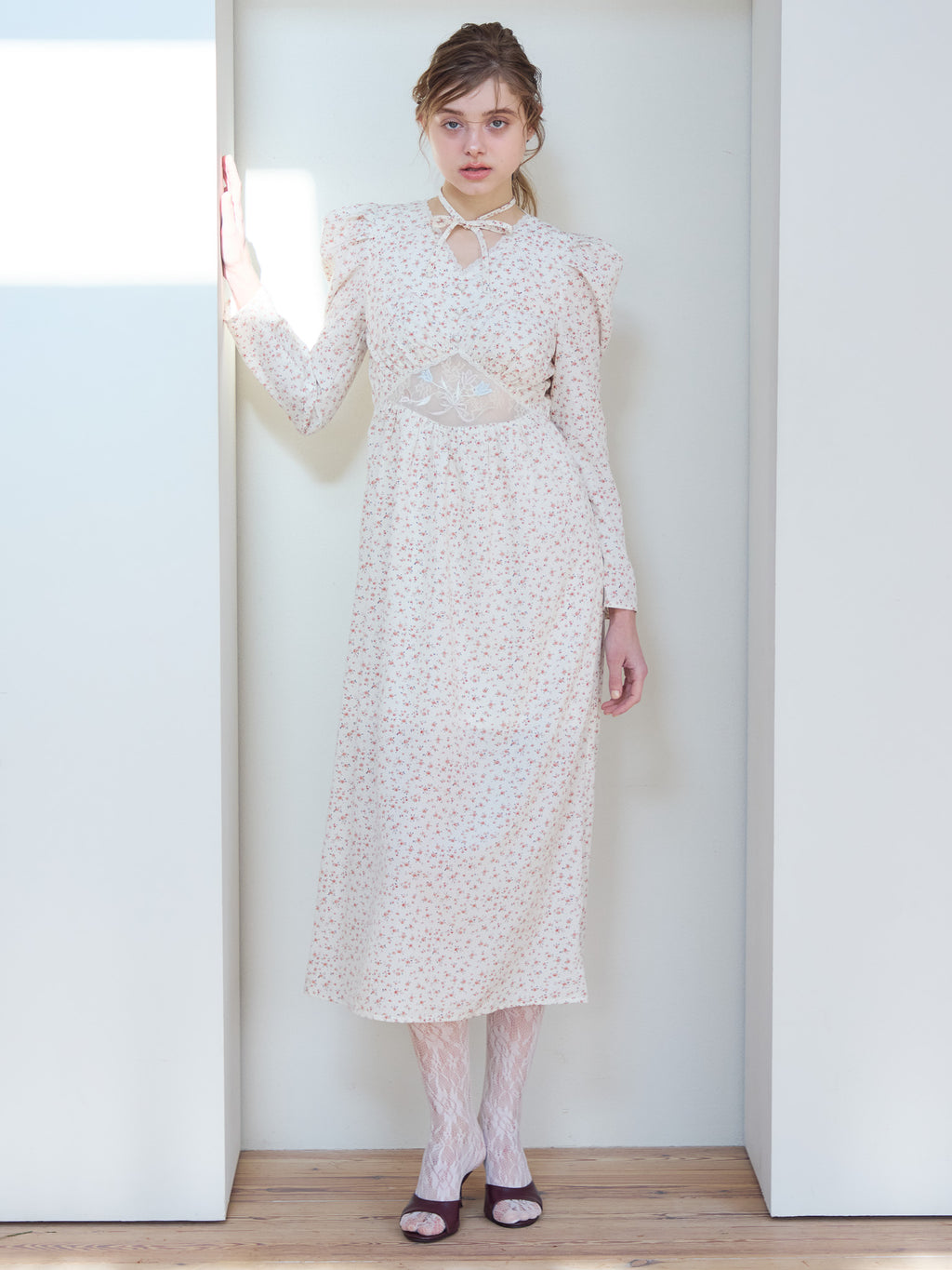 Tulip embroidered dress ホワイト size:M model:174cm KATERYNA