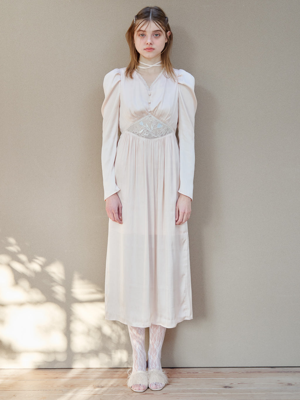 Tulip embroidered dress ピンクベージュ size:M model:174cm KATERYNA