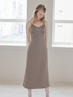 Ribbon embroidered satin cami dress モカ size:M model:173cm DASHA.G