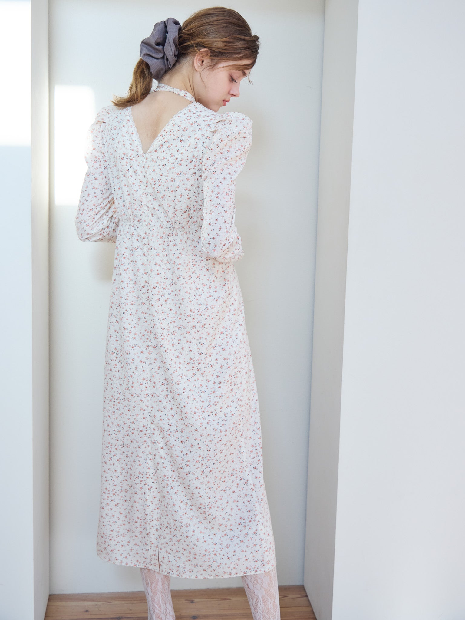 Tulip embroidered dress ホワイト size:M model:174cm KATERYNA