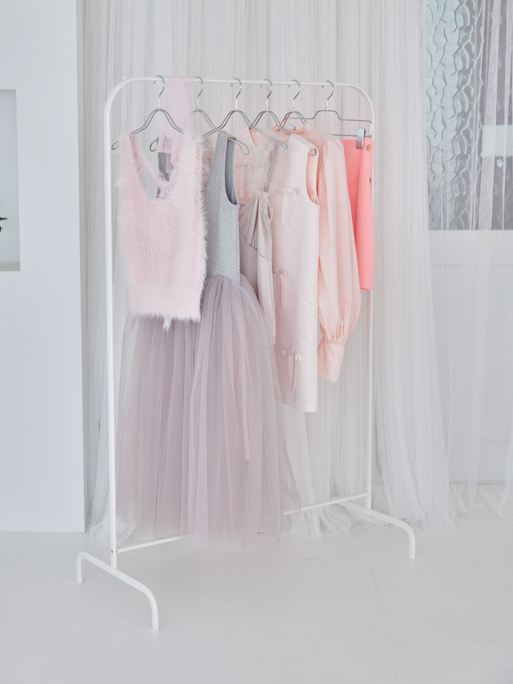 Volume tulle skirt tank dress グレー size:M model:173cm Olesia