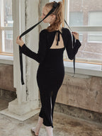 Back open shiny knit dress ブラック size:M model:173cm DASHA.G