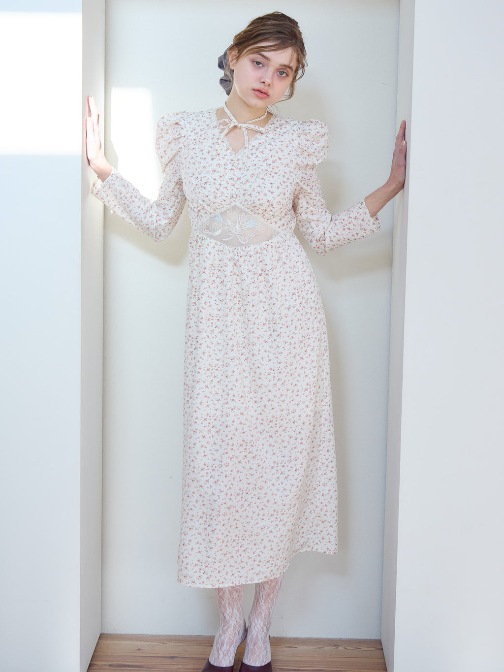 Tulip embroidered dress ホワイト size:M model:174cm KATERYNA