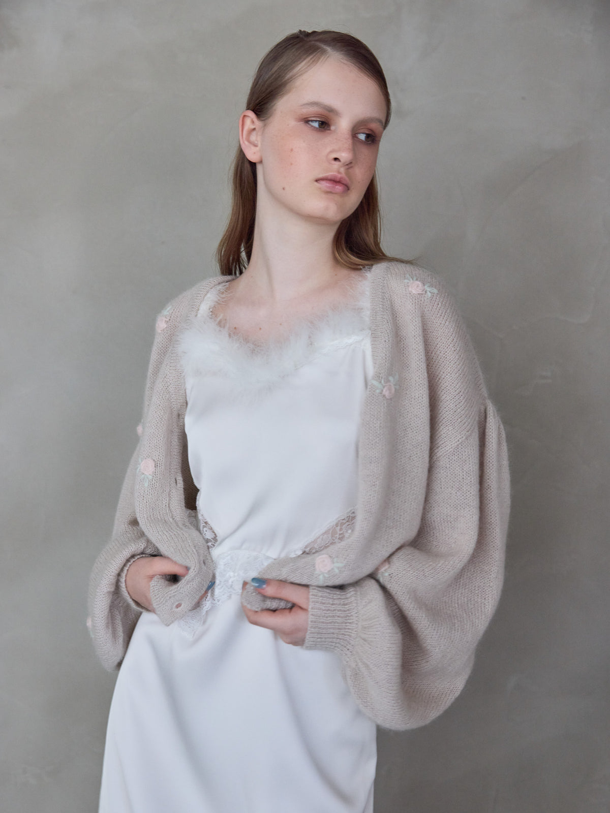 Many rose embroidery cardigan モカ size:M model:173cm ALINA