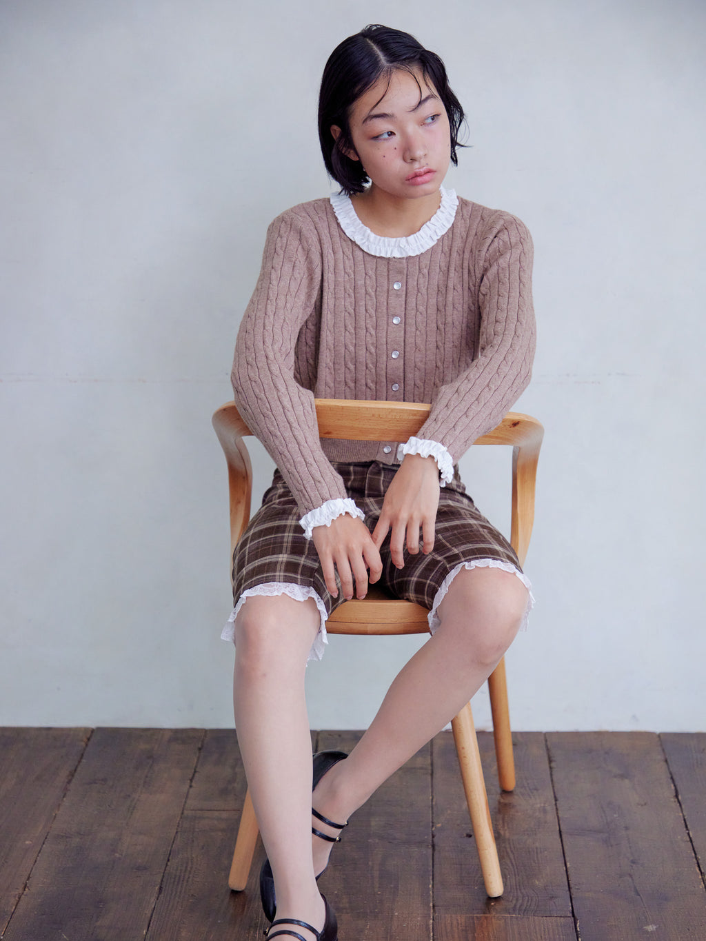 Frilly cable knit cardigan モカ size:M model:161cm 富樫かなえ