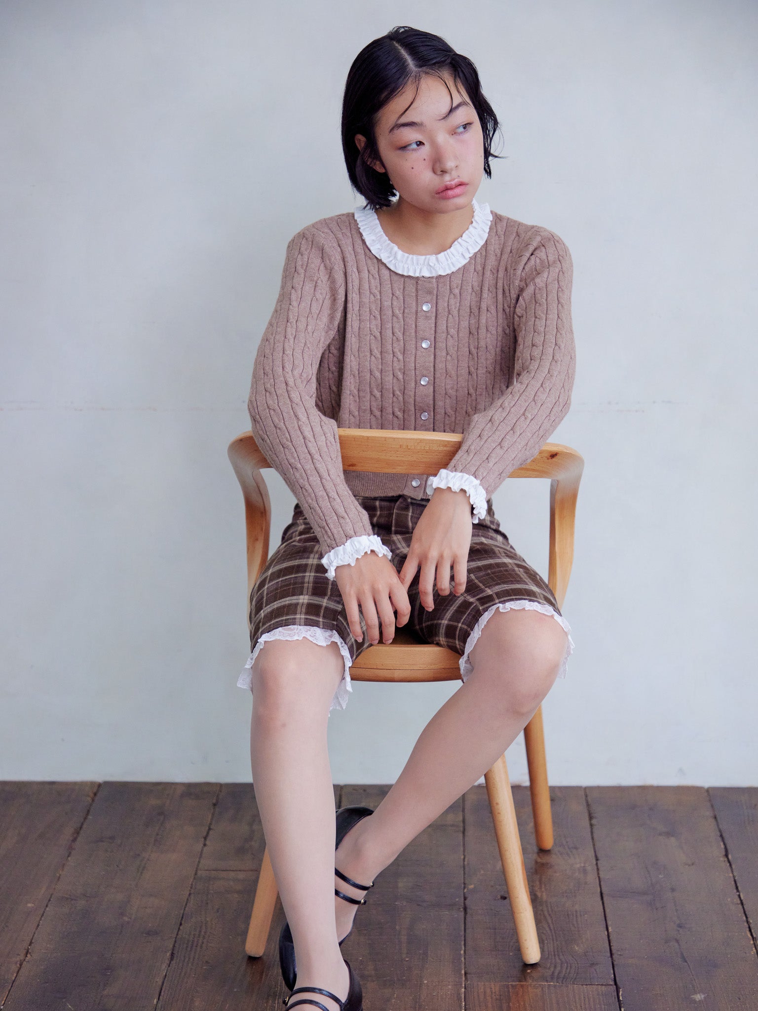 Frilly cable knit cardigan モカ size:M model:161cm 富樫かなえ