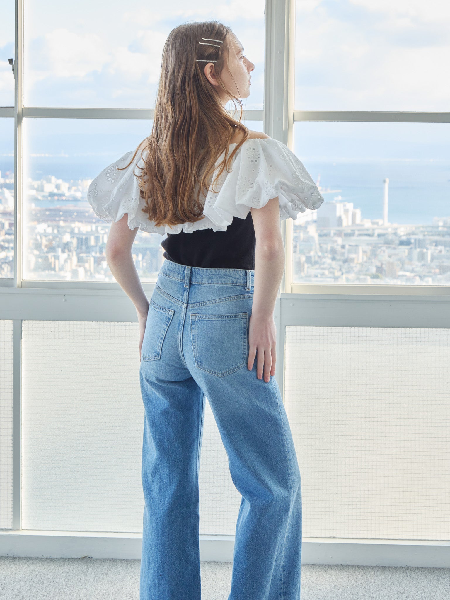Embroidered balloon collar knit top ブラック×ホワイト size:M model:171cm ANIUTA