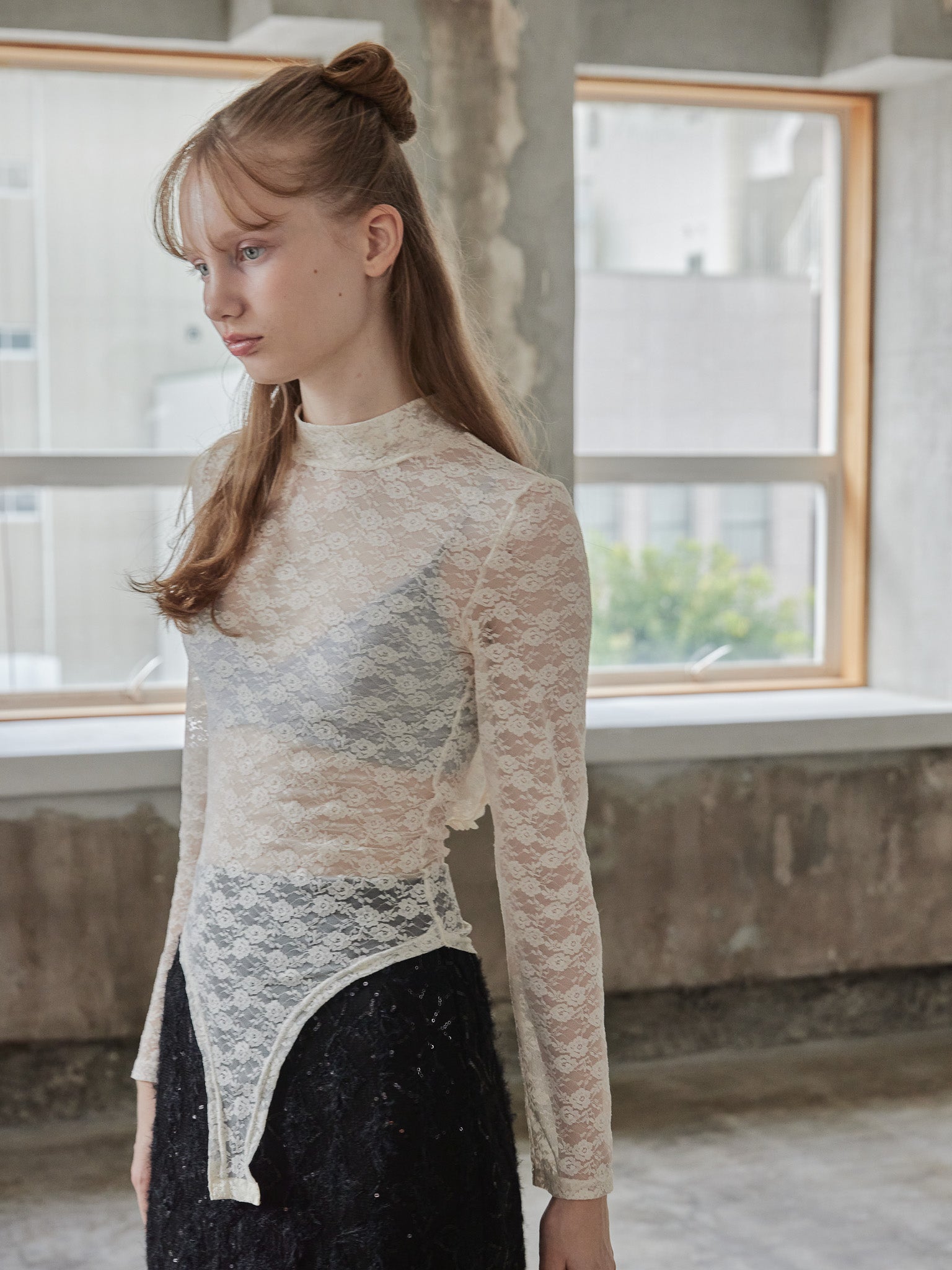 Back open race bodysuit アイボリー size:M model:173cm DASHA.G