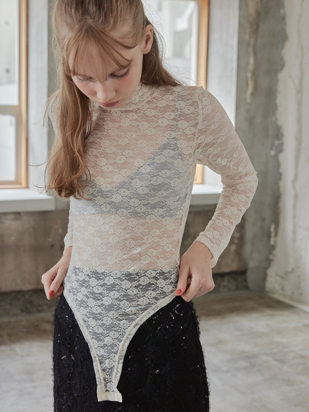 Back open race bodysuit アイボリー size:M model:173cm DASHA.G