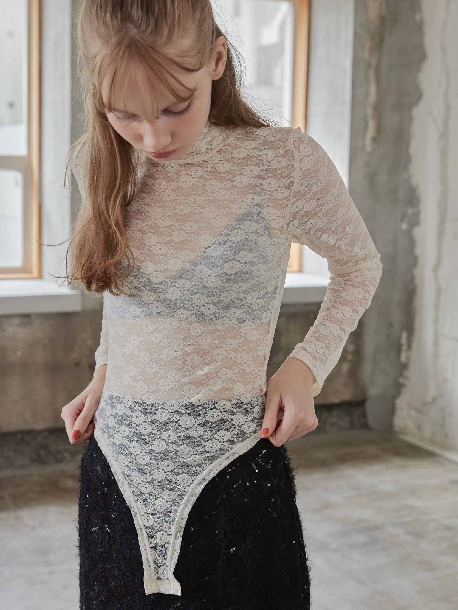 Back open race bodysuit アイボリー size:M model:173cm DASHA.G