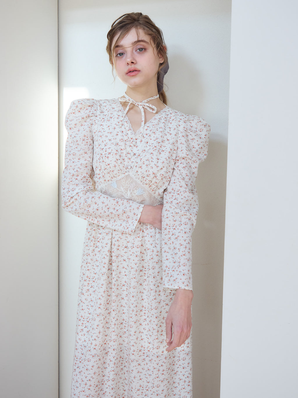Tulip embroidered dress ホワイト size:M model:174cm KATERYNA