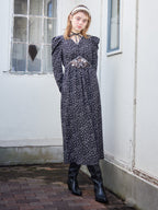 Tulip embroidered dress ブラック size:M model:174cm KATERYNA