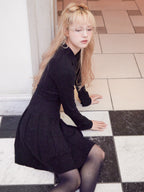 Low waist pleated glitter knit dress ブラック size:M model:163cm MINAMI