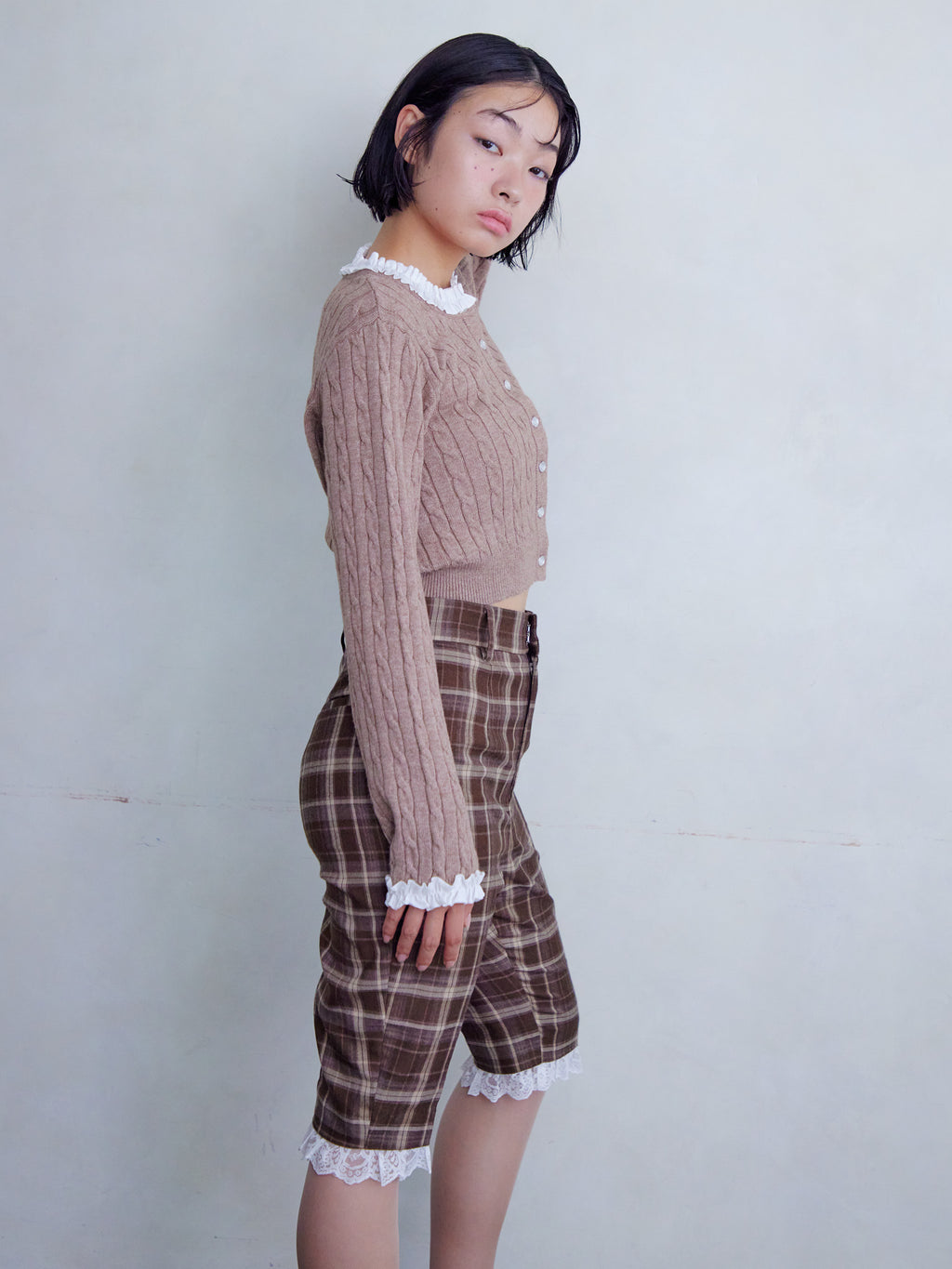 Frilly cable knit cardigan モカ size:M model:161cm 富樫かなえ