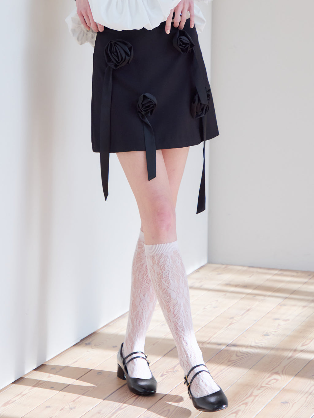 Rose mini skirt ブラック size:M model:174cm KATERYNA