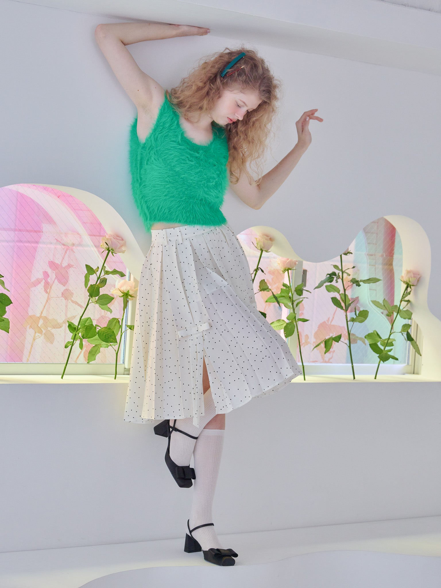 Ribbon slit pleated skirt ドット size:M model:173cm Olesia
