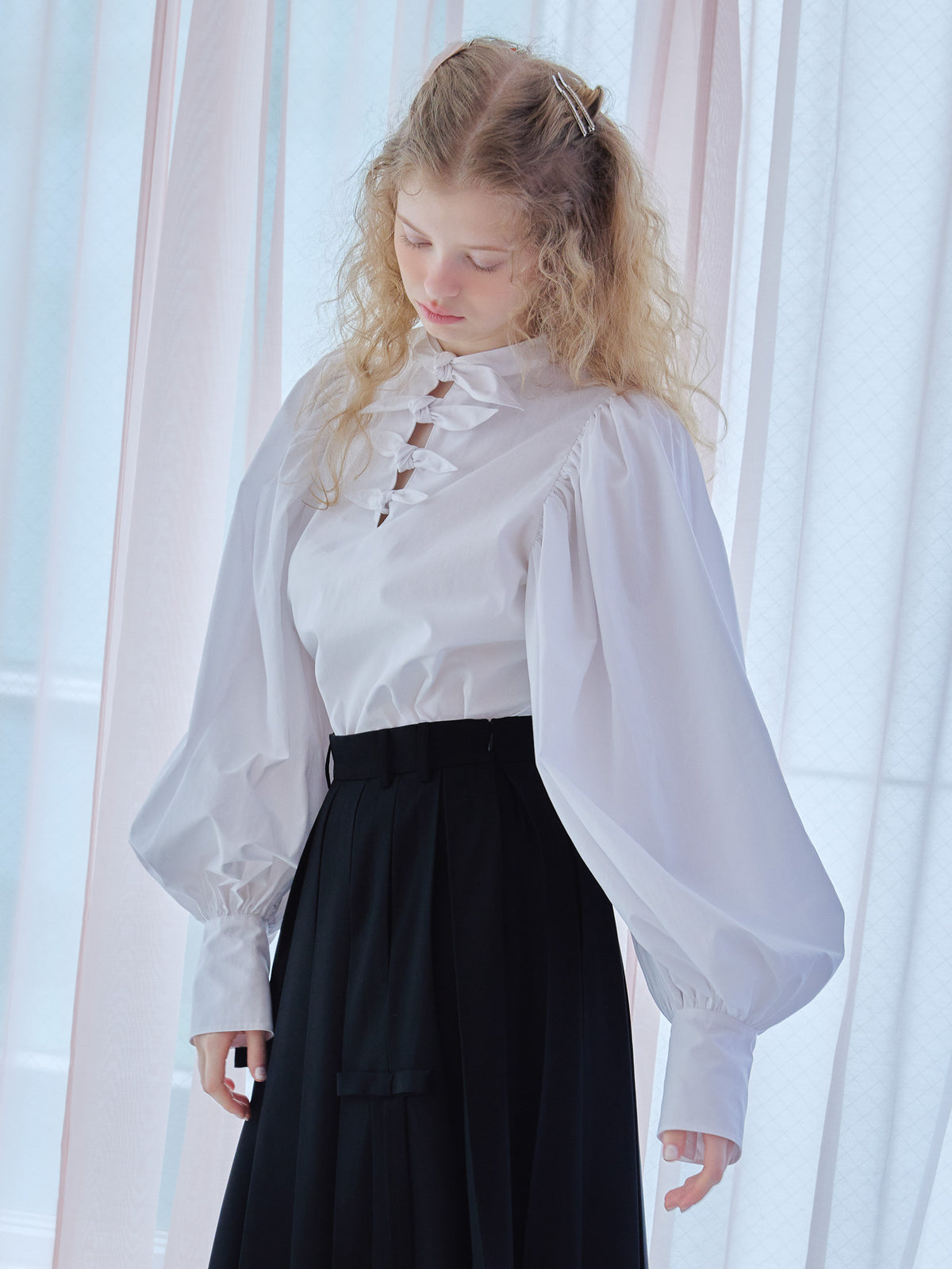 Many ribbon volume sleeve blouse ホワイト size:M model:173cm Olesia