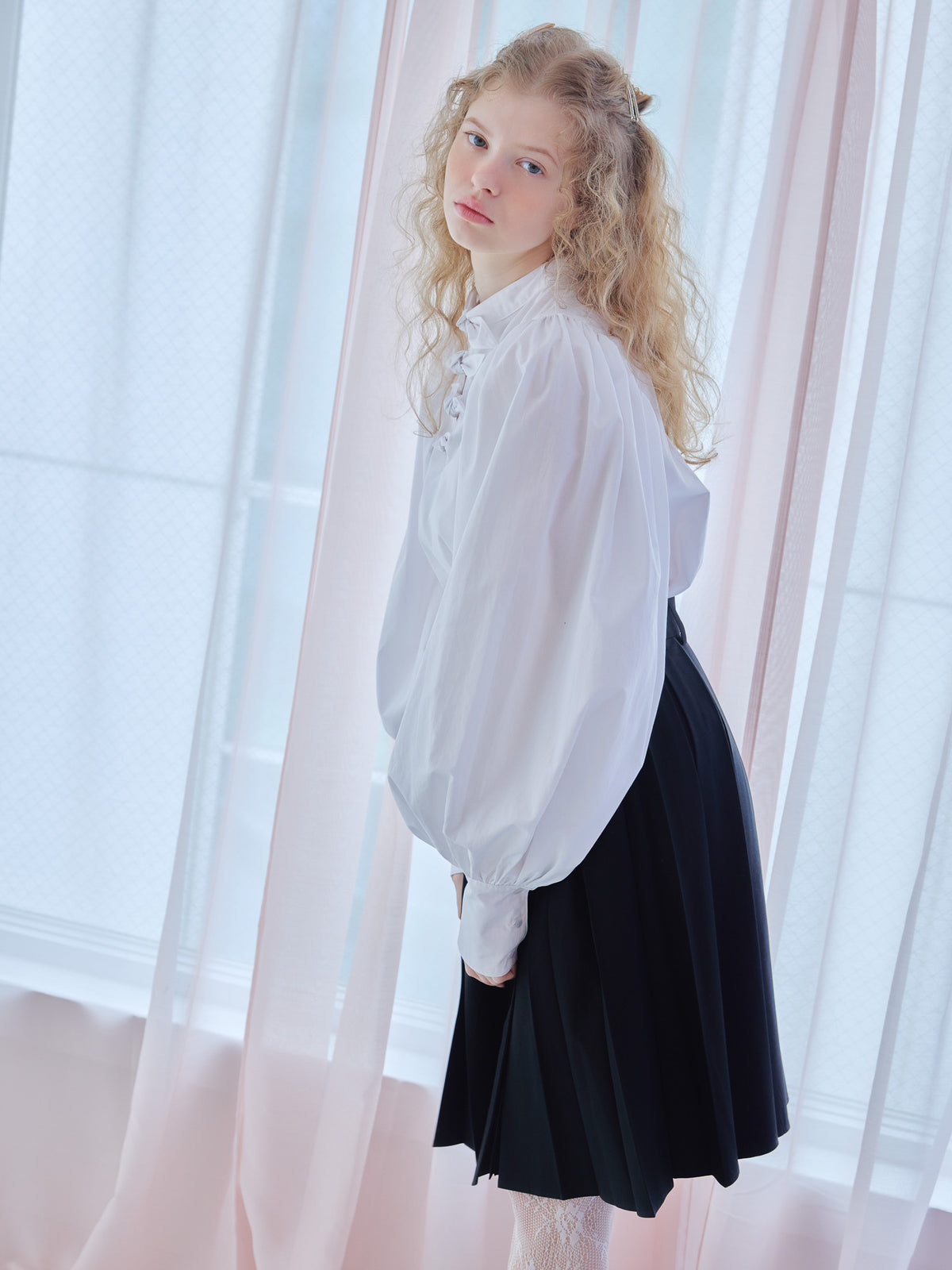 Many ribbon volume sleeve blouse ホワイト size:M model:173cm Olesia