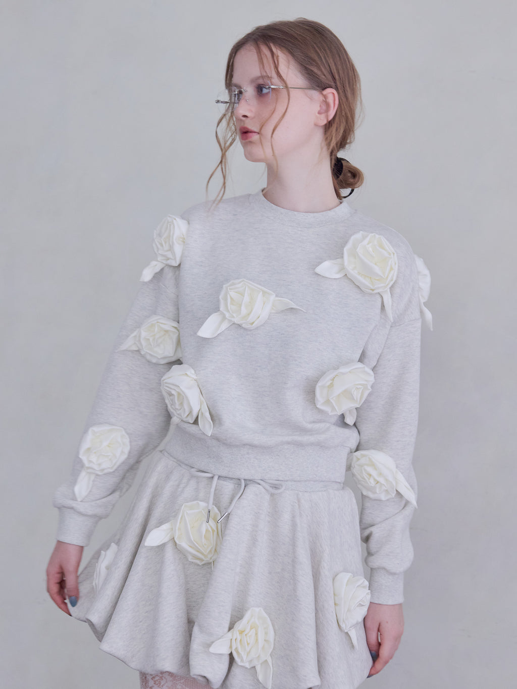 Many rose sweat top グレー size:M model:173cm ALINA
