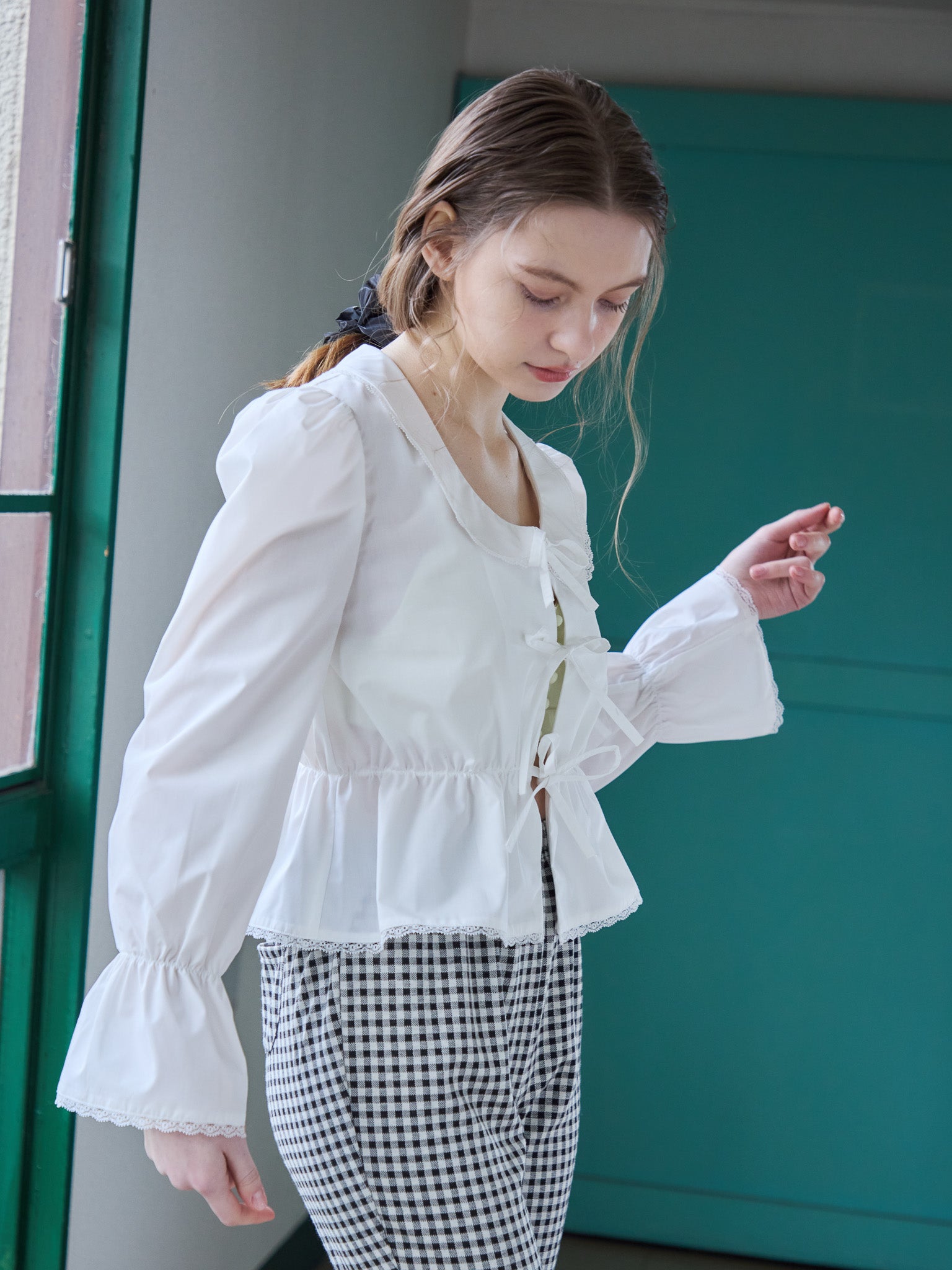 Front ribbon blouse ホワイト size:M model:171cm ANIUTA