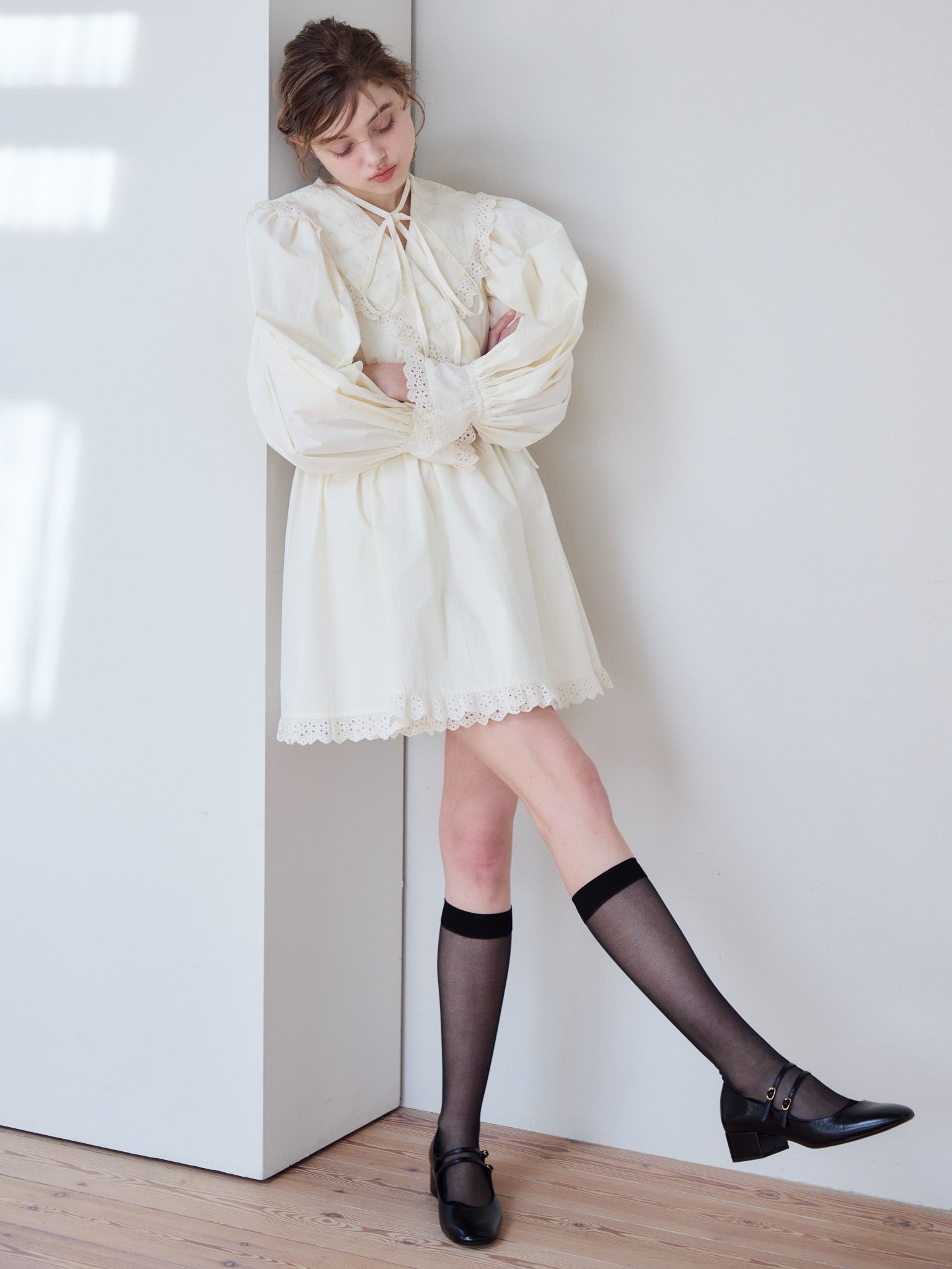 French letter collar wrap mini dress クリーム size:M model:174cm KATERYNA