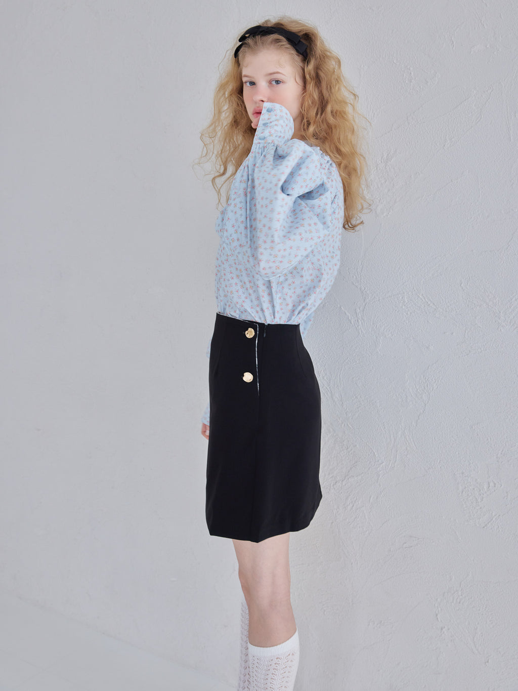 Lace lined mini skirt ブラック size:M model:173cm Olesia