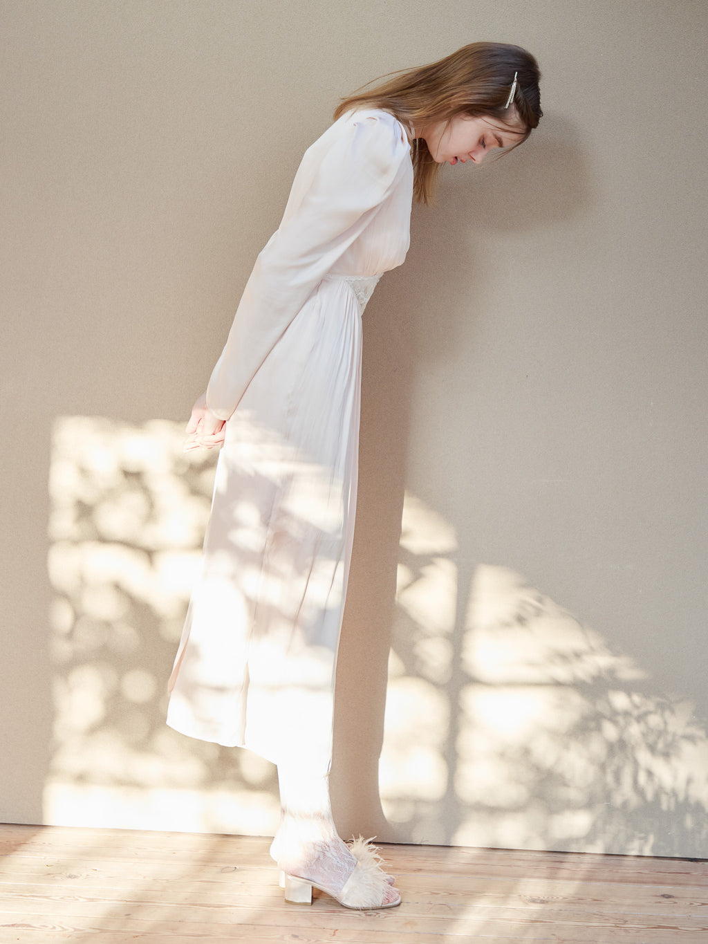 Tulip embroidered dress ピンクベージュ size:M model:174cm KATERYNA