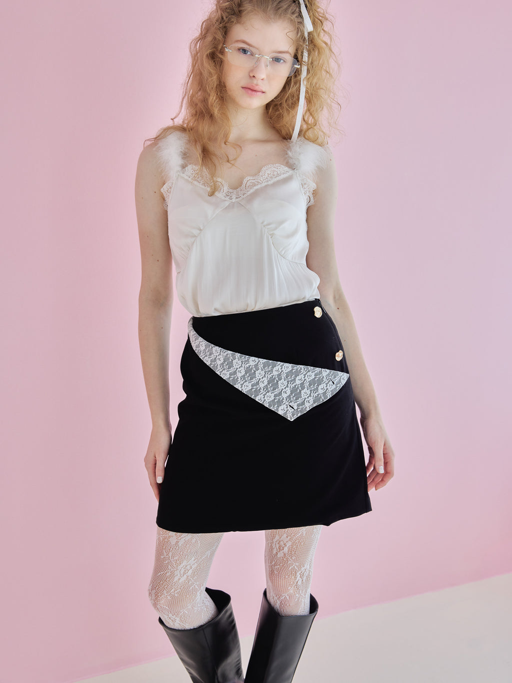 Lace lined mini skirt ブラック size:M model:173cm Olesia