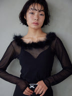 Fur trimmed sheer top ブラック size:M model:161cm 富樫かなえ