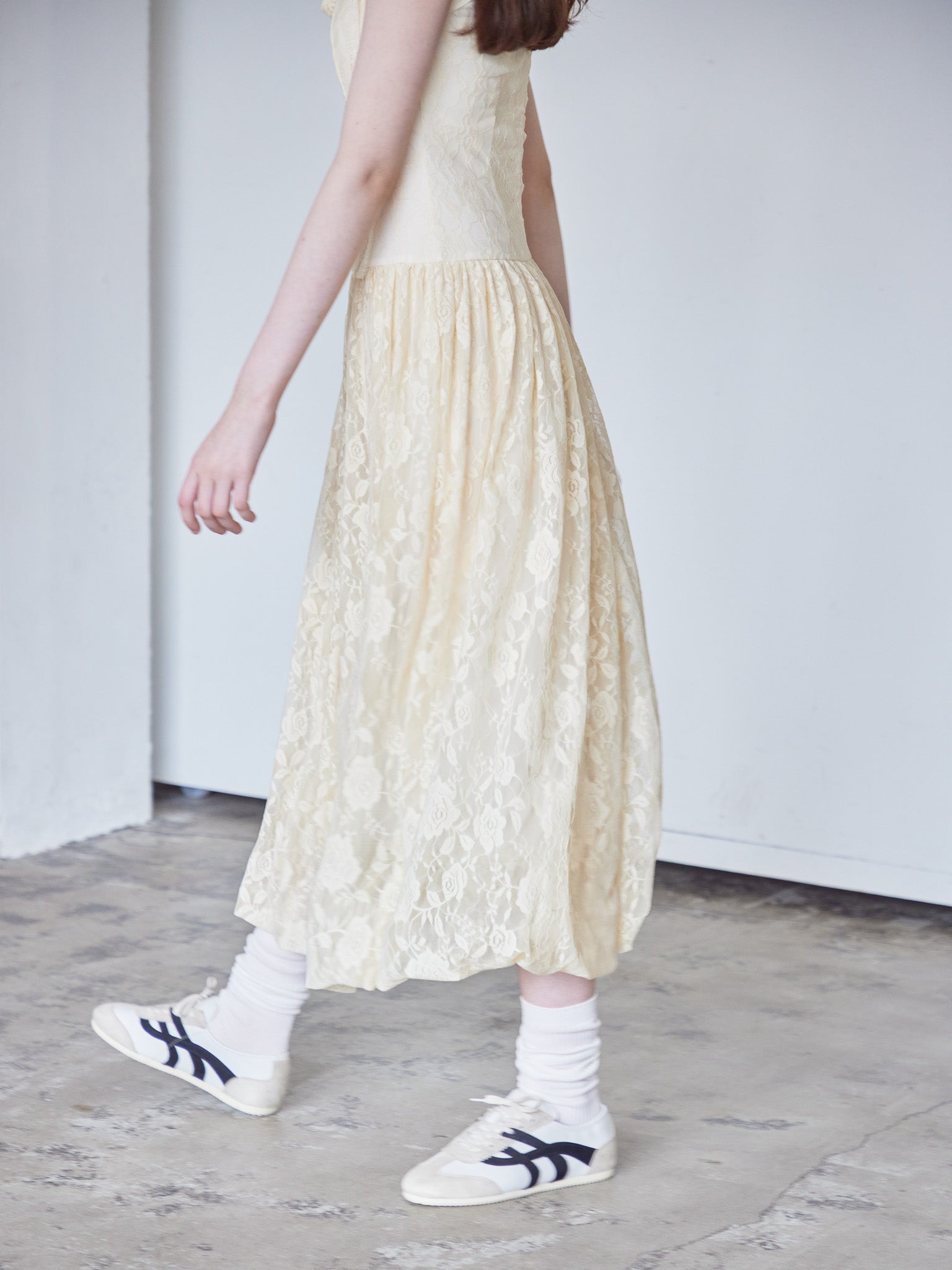 Low switching rose lace dress クリーム size:M model:170cm ALICE
