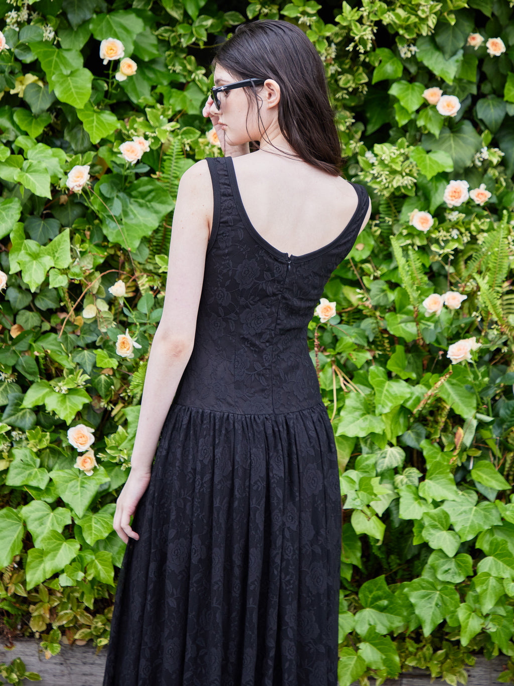 Low switching rose lace dress ブラック size:M model:170cm ALICE