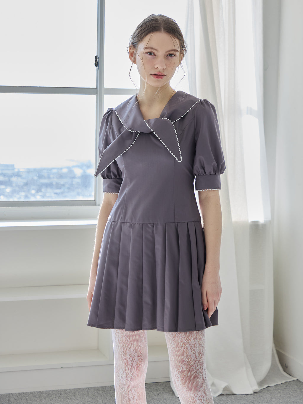Low waist pleated mini dress グレー size:M model:171cm ANIUTA