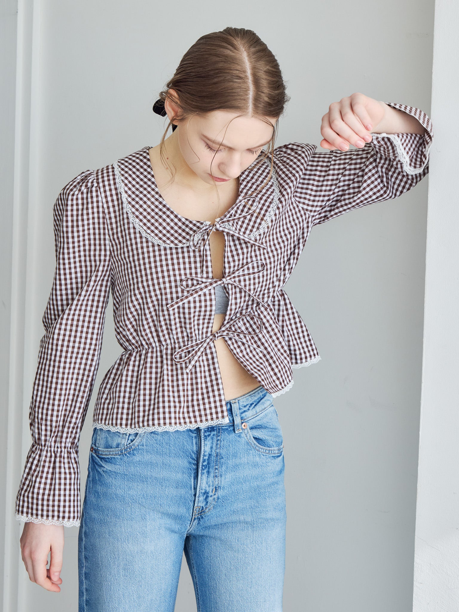 Front ribbon blouse ブラウン size:M model:171cm ANIUTA