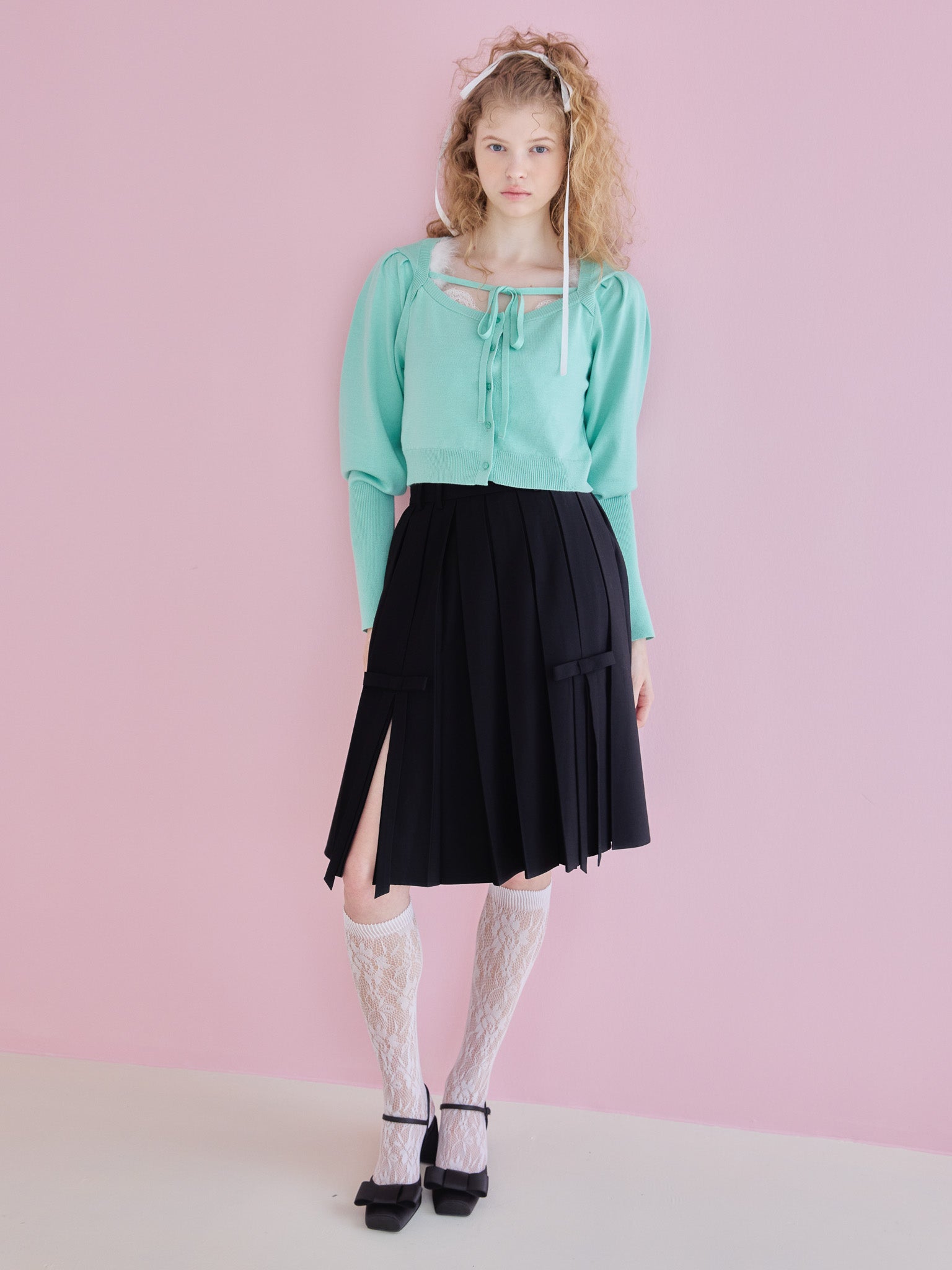 Ribbon slit pleated skirt ブラック size:M model:173cm Olesia