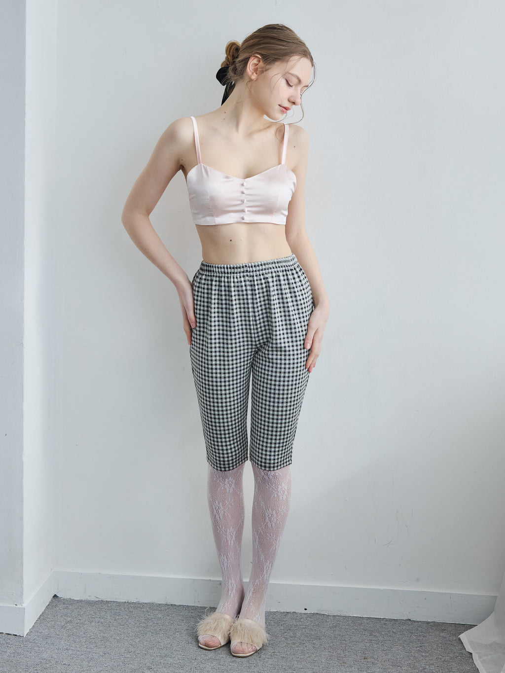 Satin bra top ピンク size:M model:171cm ANIUTA