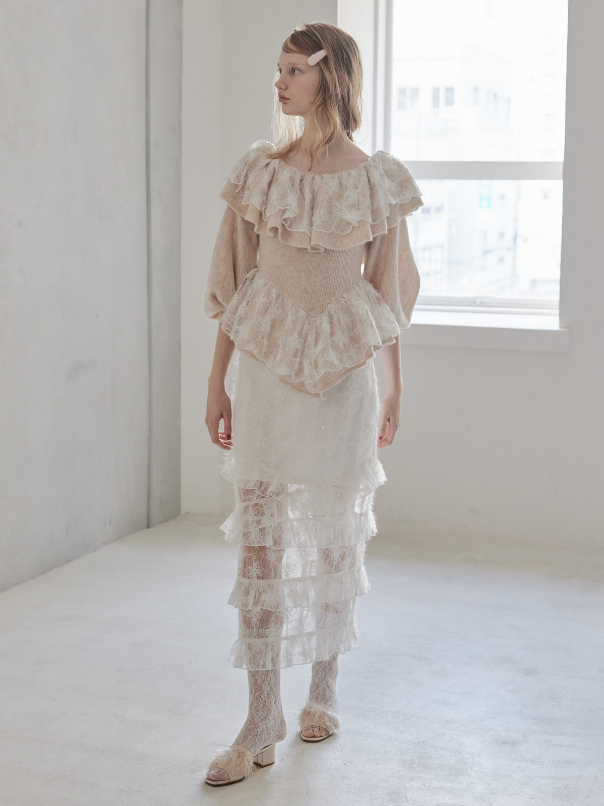 Shiny lace tiered skirt