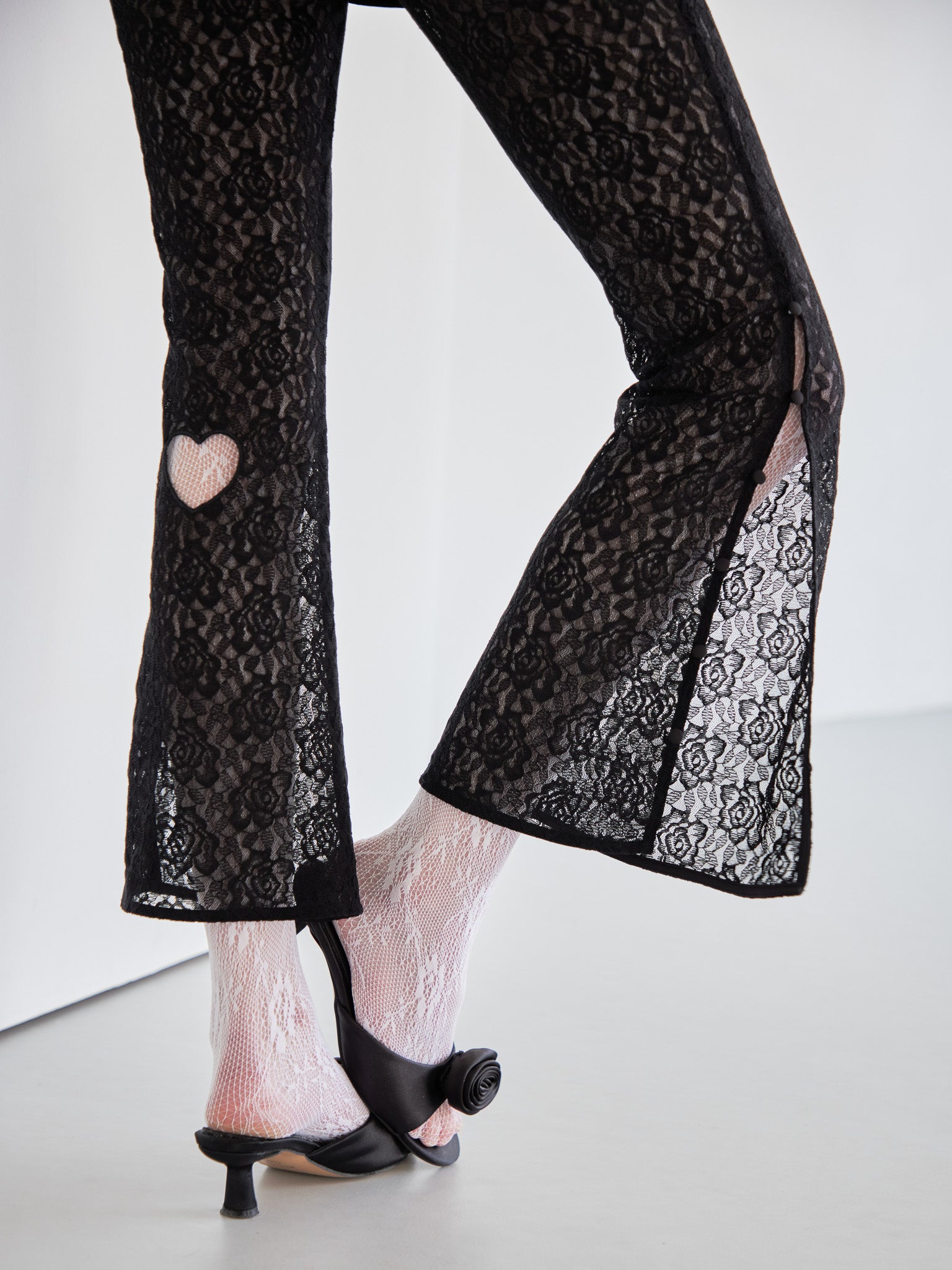 Heart trimming lace pants ブラック size:M model:174cm LERA